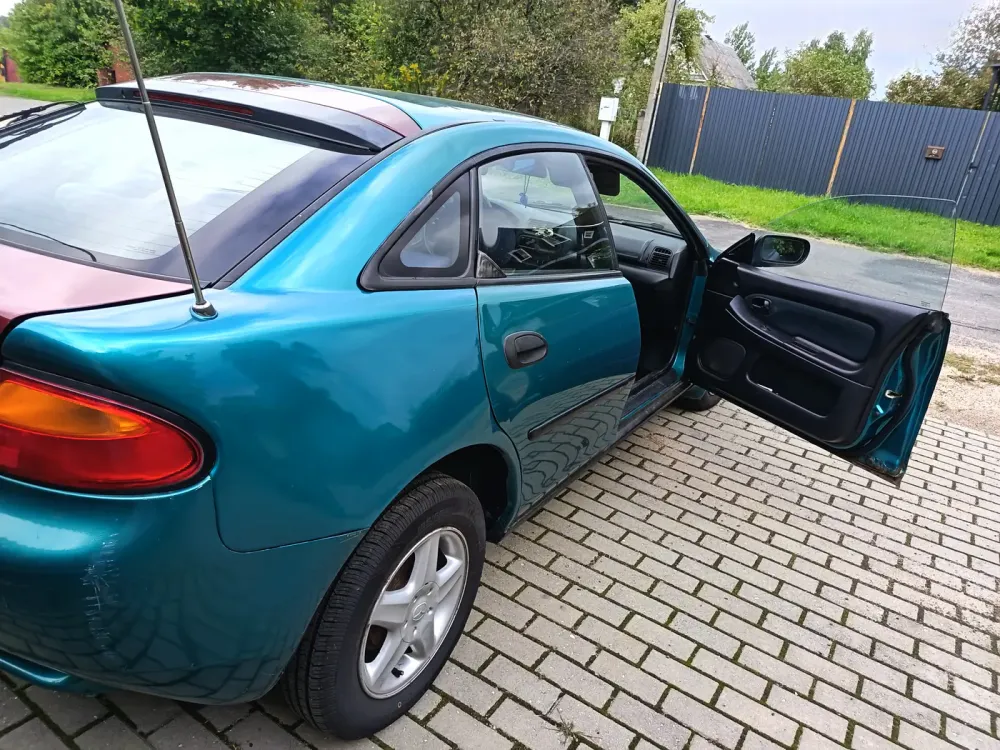 Продажа Mazda 323 V (BA), 1998г., Минск Минск - изображение 1