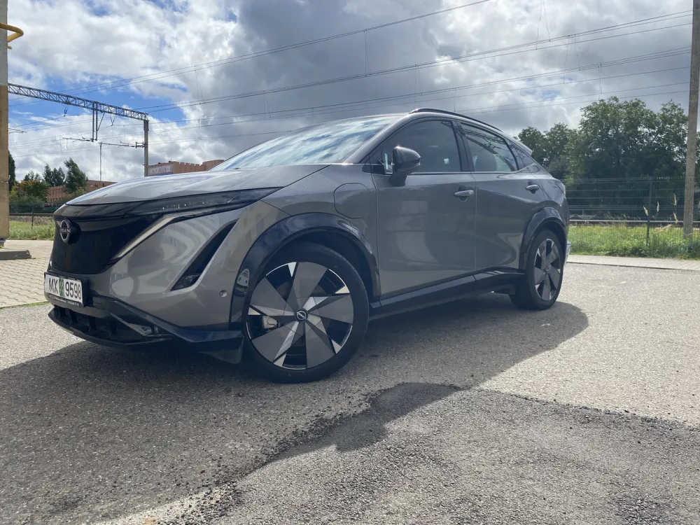 Внедорожник Nissan Ariya I (2022)
