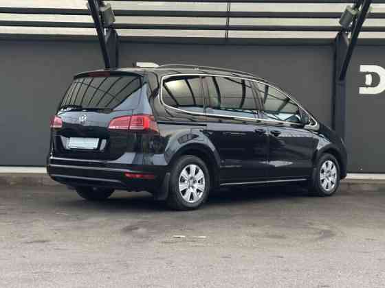 Продажа Volkswagen Sharan II · Рестайлинг, 2016 г. в Минске Минск