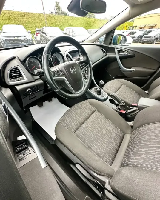  Astra J Рестайлинг