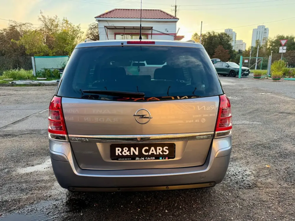  Zafira B Рестайлинг