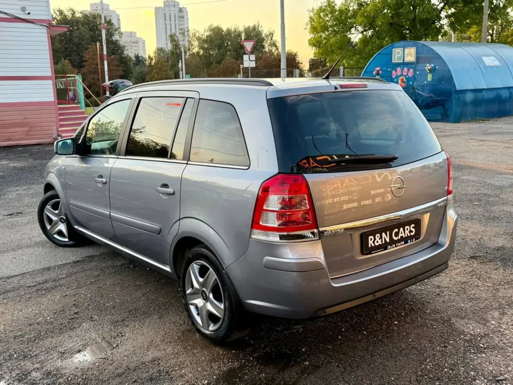  Zafira B Рестайлинг