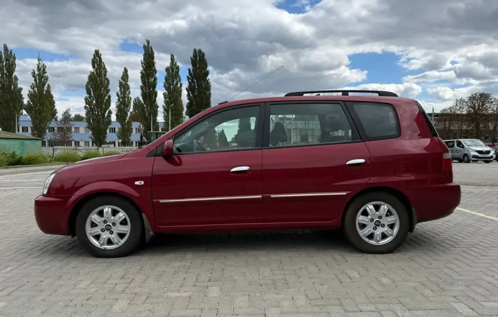  Carens I (RS) Рестайлинг
