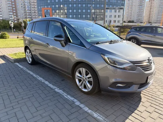 Продажа Opel Zafira C Рестайлинг, 2018г., Минск Минск