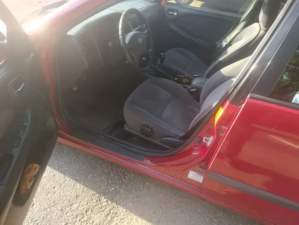 Продажа Toyota Avensis I Рестайлинг, 2001г., Поставы Поставы - изображение 3
