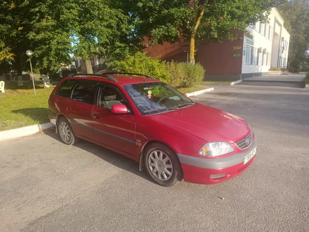 Продажа Toyota Avensis I Рестайлинг, 2001г., Поставы Поставы - изображение 2