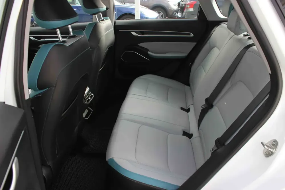 Продажа Geely Emgrand 7 II, 2024г., Минск Минск - изображение 8