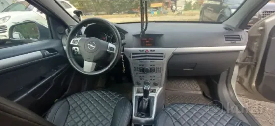 Продажа Opel Astra H Рестайлинг, 2010 г., Бобруйск Бобруйск