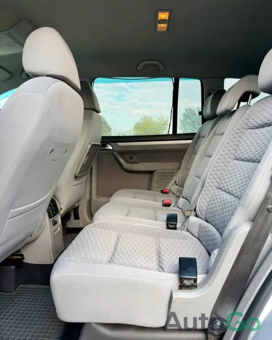 Продажа Volkswagen Touran (I) Рестайлинг, 2008 г., Слуцк Слуцк - изображение 12