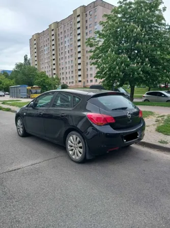 Продажа Opel Astra J, 2011 г., Минск Минск