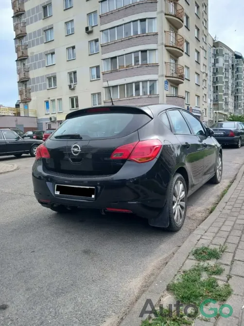 Продажа Opel Astra J, 2011 г., Минск Минск - изображение 3