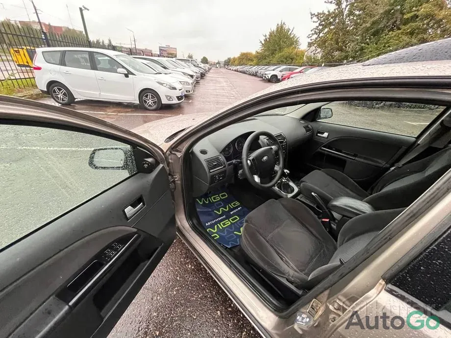 Продажа Ford Mondeo III, 2001 г., Витебск Витебск - изображение 10
