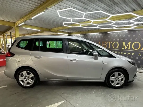 Продажа Opel Zafira C Рестайлинг, 2018 г., Брест Брест