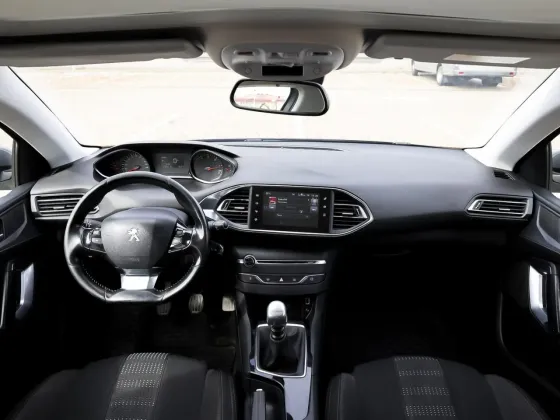 Продажа Peugeot 308 (II), 2015 г., Минск Минск