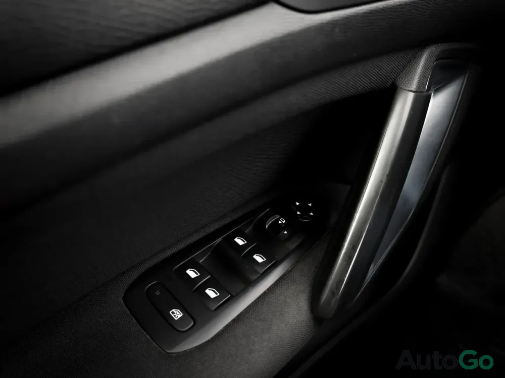 Продажа Peugeot 308 (II), 2015 г., Минск Минск - изображение 12