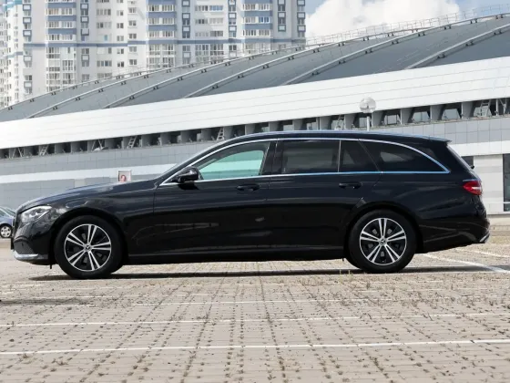 Продажа Mercedes-Benz E-Класс (213/238) Рестайлинг, 2021 г., Минск Минск