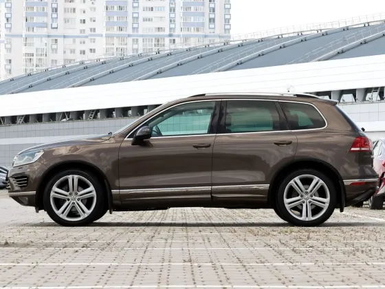 Продажа Volkswagen Touareg (II) Рестайлинг, 2014 г., Минск Минск