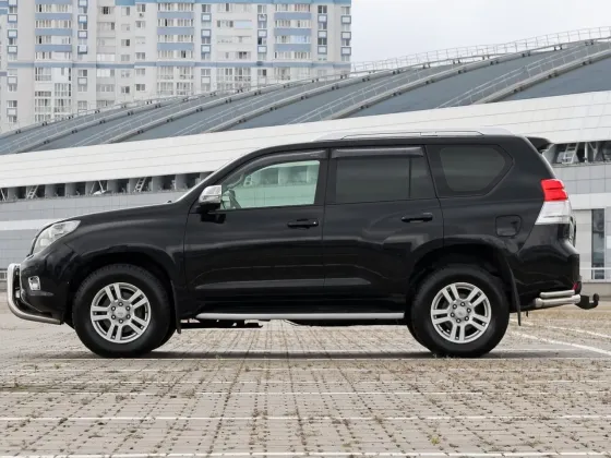 Продажа Toyota Land Cruiser Prado (J150) Рестайлинг, 2013 г., Минск Минск