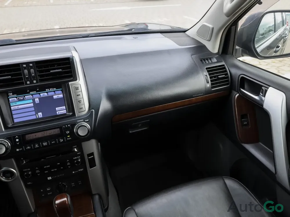 Продажа Toyota Land Cruiser Prado (J150) Рестайлинг, 2013 г., Минск Минск - изображение 8