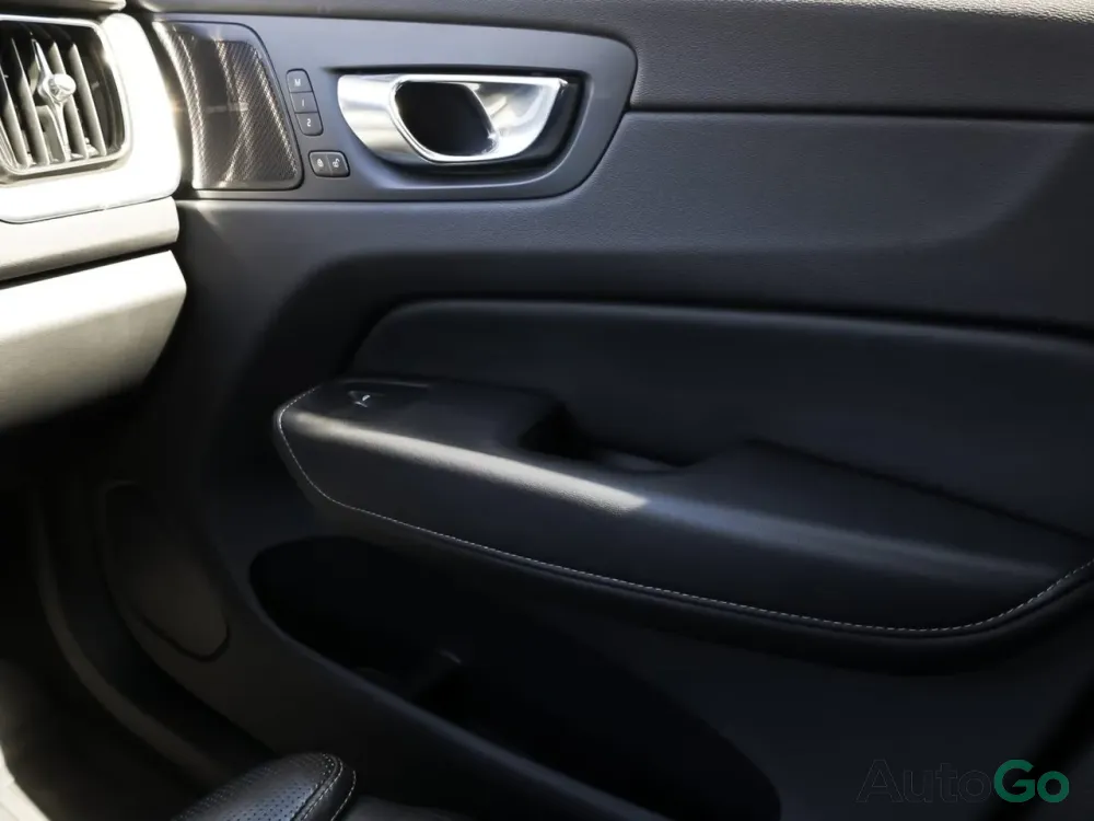 Продажа Volvo XC60 (II), 2021 г., Минск Минск - изображение 10