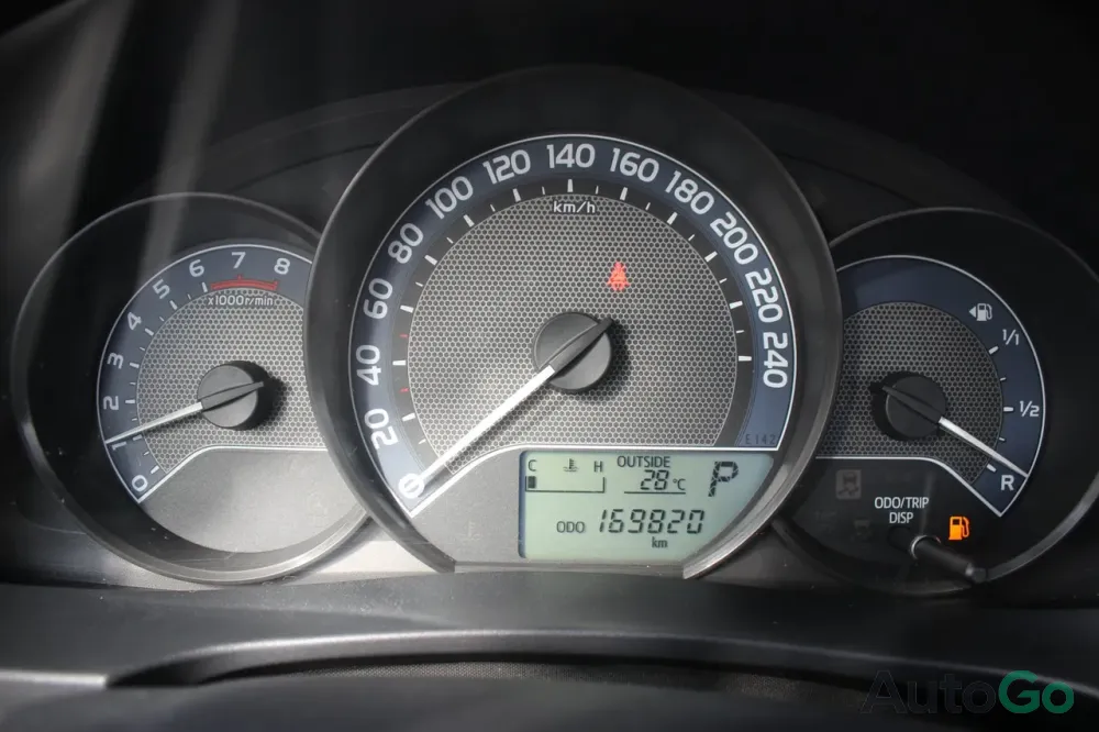 Corolla XI (E160, E170)