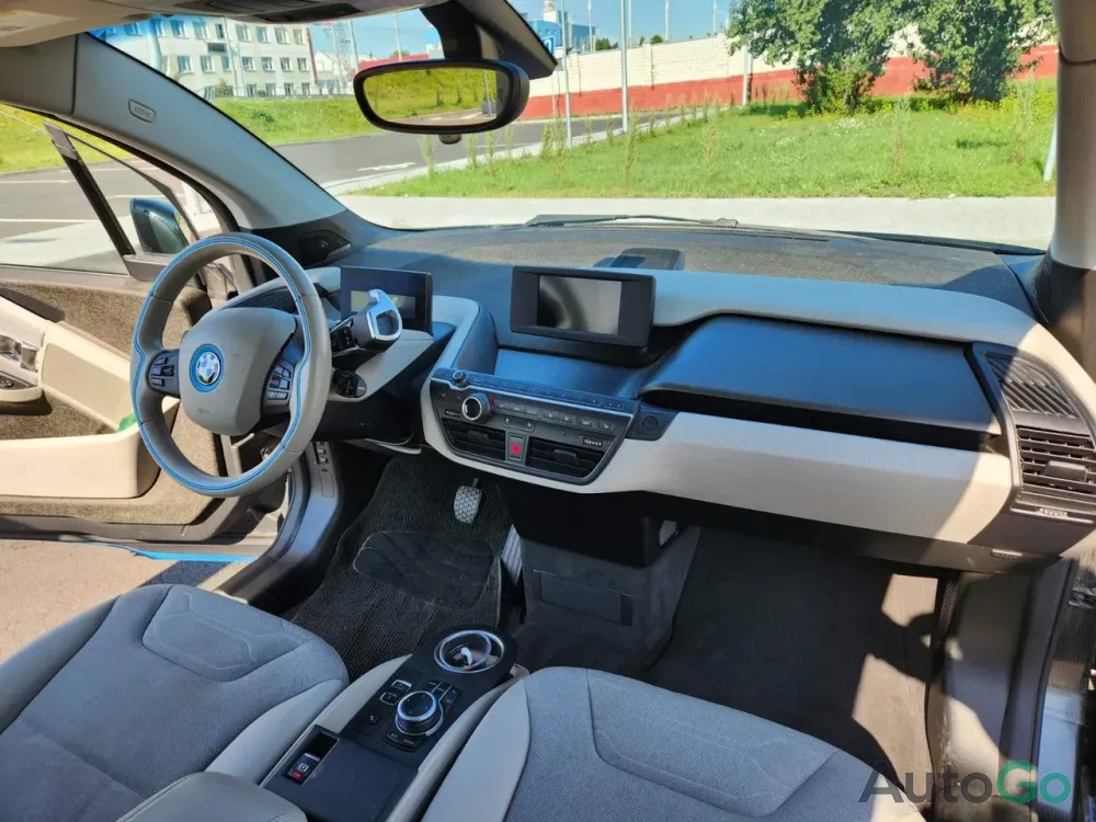  i3 (I01) Рестайлинг