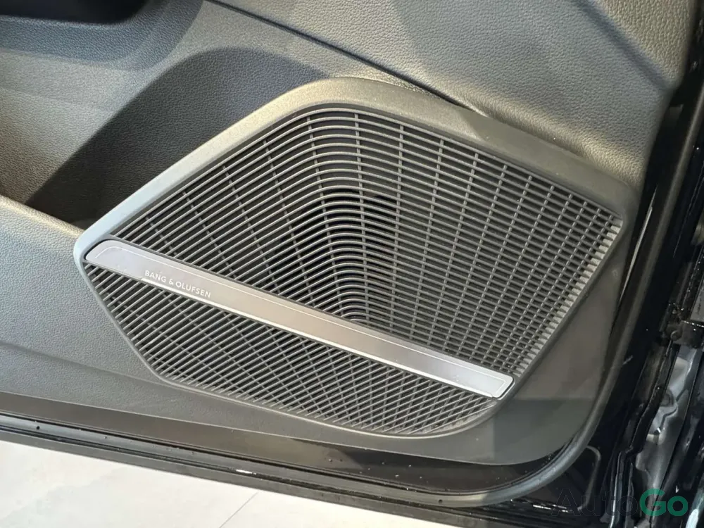  Q5 Sportback (FY)