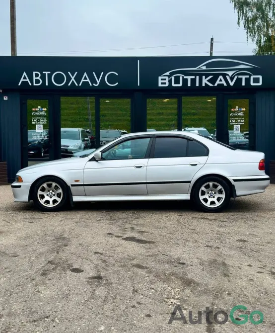  5 серия (E39)