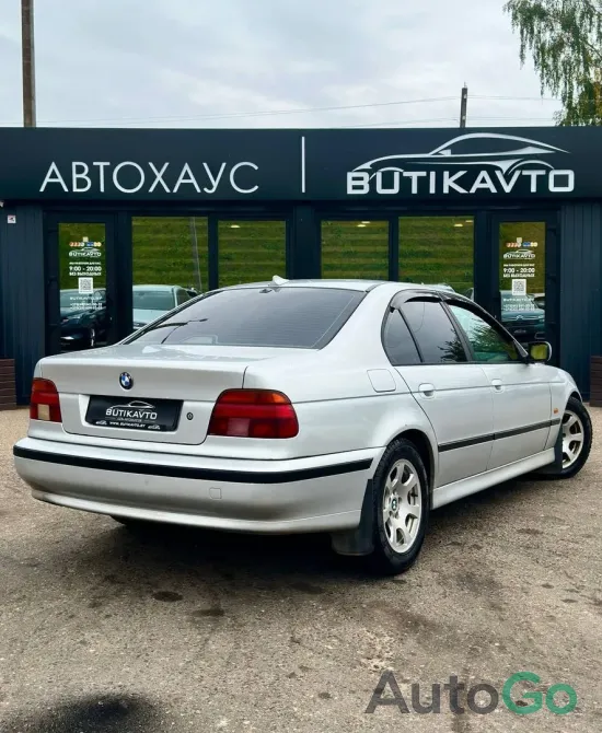  5 серия (E39)