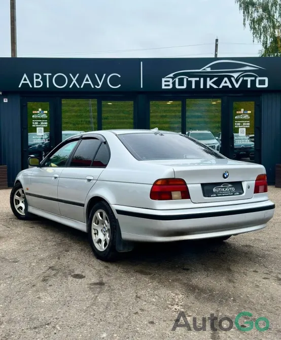  5 серия (E39)