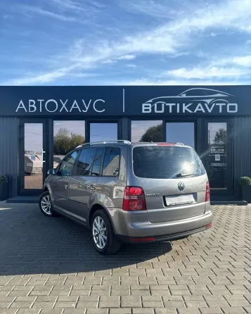 Продажа Volkswagen Touran (I) Рестайлинг, 2008 г., Могилев Могилев