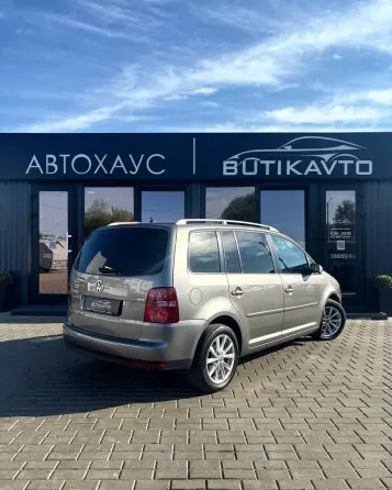 Продажа Volkswagen Touran (I) Рестайлинг, 2008 г., Могилев Могилев