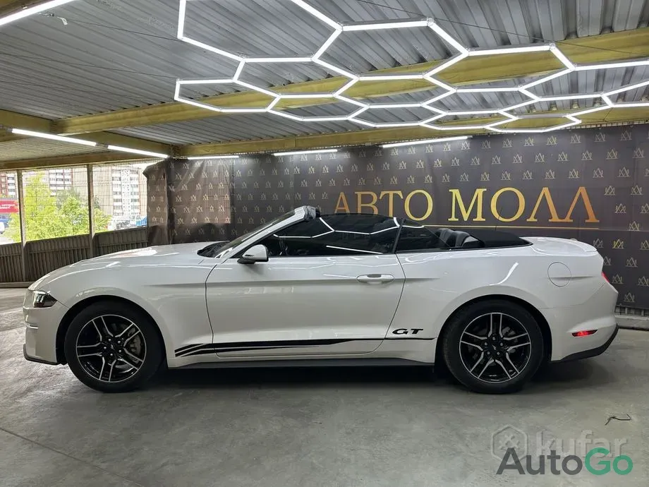  Mustang VI Рестайлинг