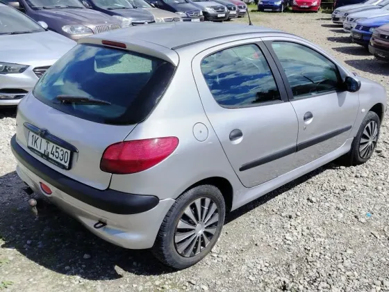 Продажа Peugeot 206 206, 2000 г., Барановичи Барановичи