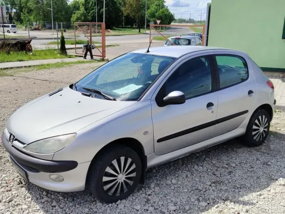 Продажа Peugeot 206 206, 2000 г., Барановичи Барановичи