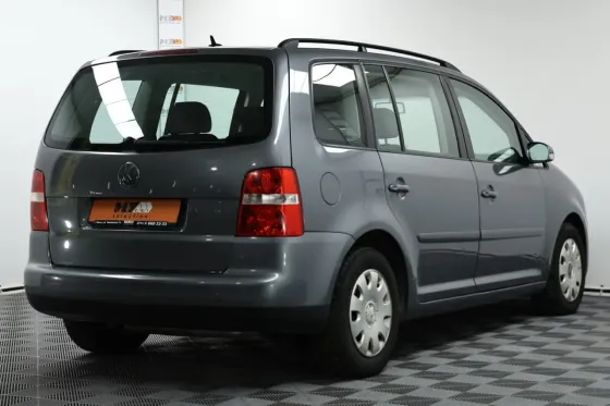 Продажа Volkswagen Touran (I), 2006 г., Минск Минск