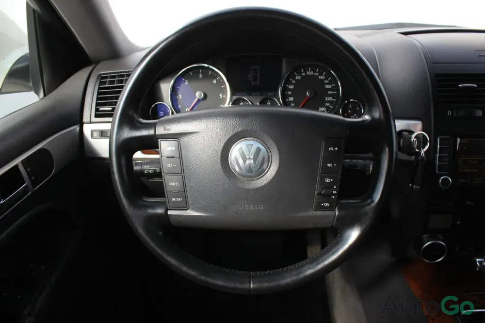Продажа Volkswagen Touareg (I) Рестайлинг, 2008 г., Минск Минск - изображение 11