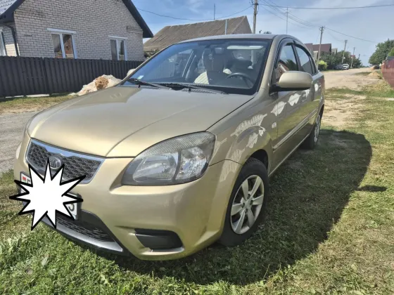 Продажа Kia Rio (JB) Рестайлинг, 2010 г., Слуцк Слуцк