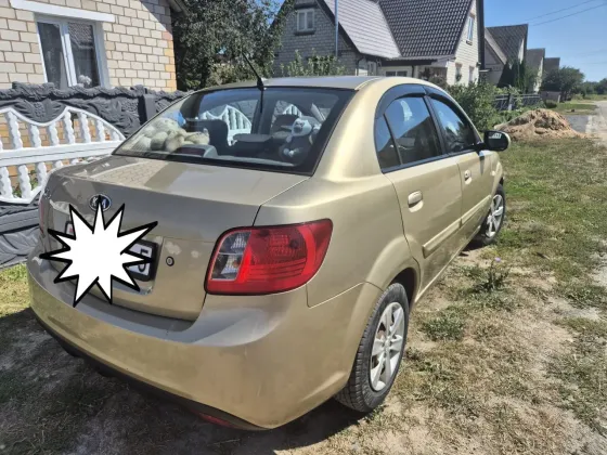 Продажа Kia Rio (JB) Рестайлинг, 2010 г., Слуцк Слуцк