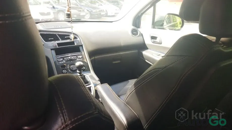 Продажа Peugeot 5008 I, 2011 г., Минск Минск - изображение 7