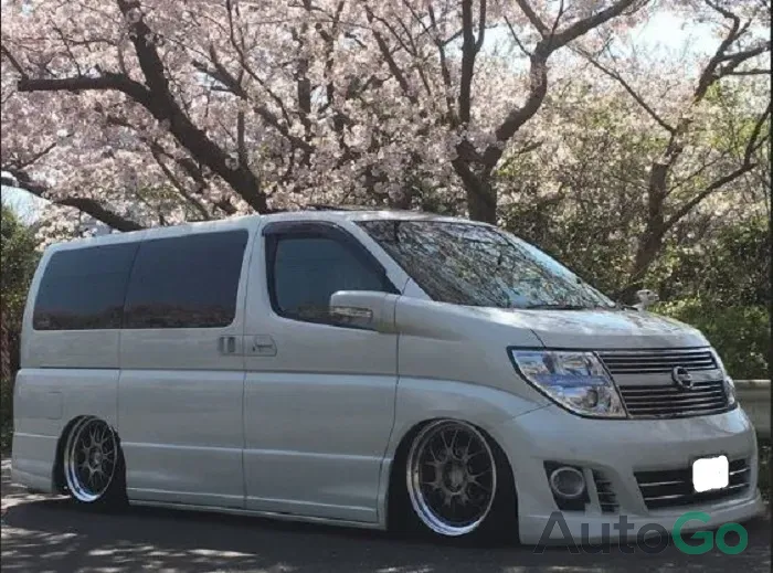 Продажа Nissan Elgrand (Е51) Рестайлинг, 2006 г., Бобруйск Бобруйск - изображение 1