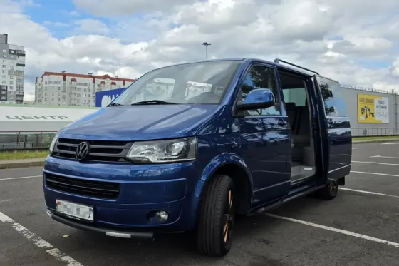Продажа Volkswagen Multivan T5 Рестайлинг, 2012г., Минск Минск