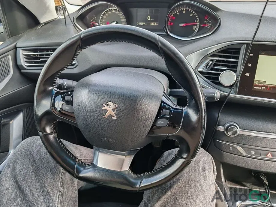 Продажа Peugeot 308 II Рестайлинг, 2018 г., Молодечно Молодечно - изображение 2