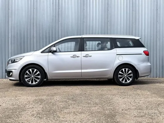 Продажа Kia Carnival III, 2017 г., Минск Минск