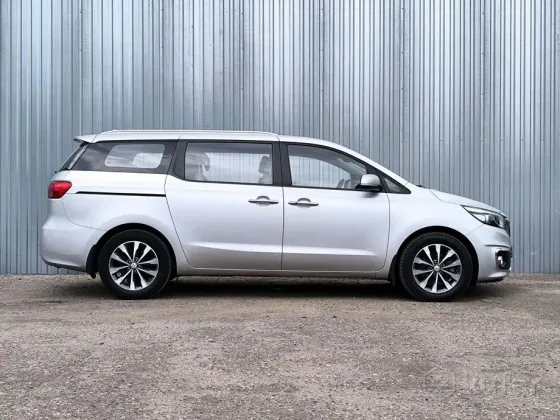 Продажа Kia Carnival III, 2017 г., Минск Минск