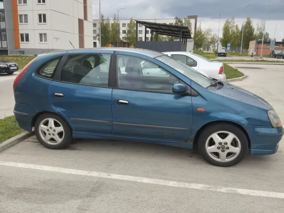 Продажа Nissan Almera Tino, 2000 г., Осиповичи Осиповичи