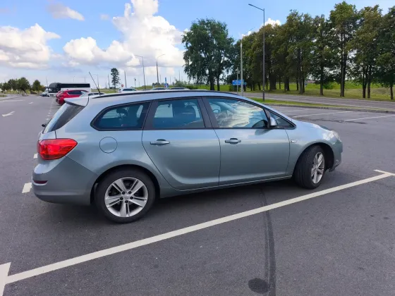 Продажа Opel Astra J, 2012 г., Жодино Жодино
