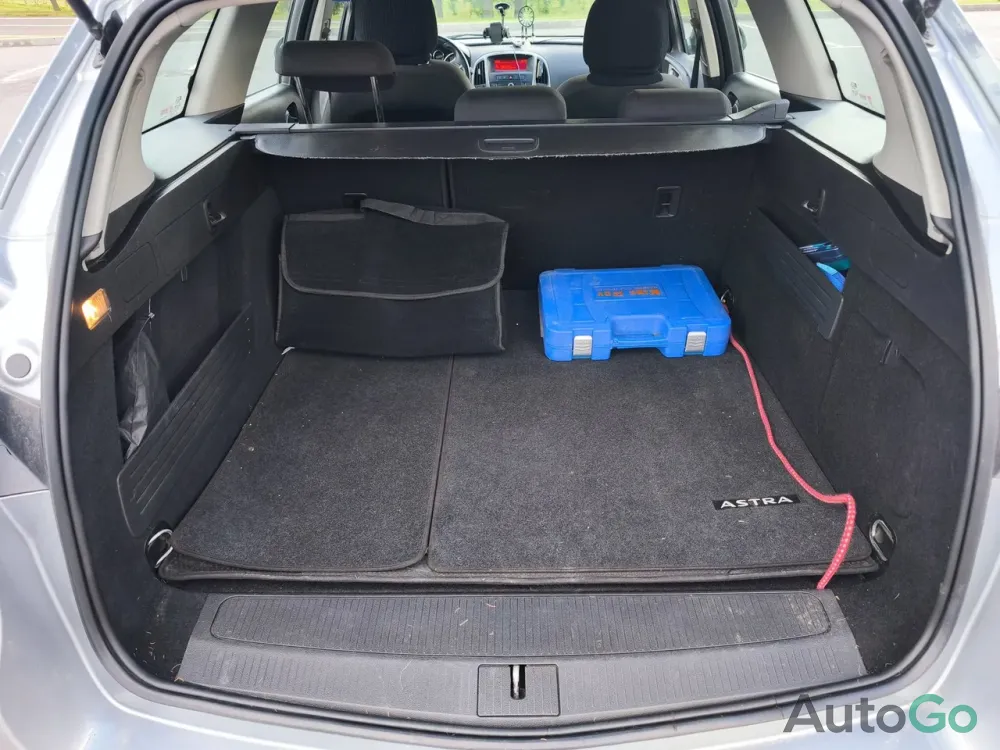  Astra J