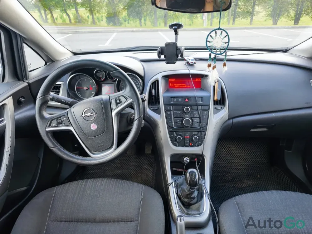 Продажа Opel Astra J, 2012 г., Жодино Жодино - изображение 12