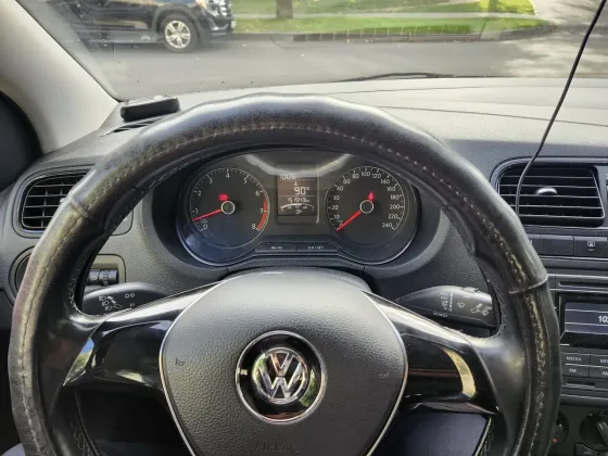Продажа Volkswagen Polo (V) Рестайлинг, 2015 г., Молодечно Молодечно